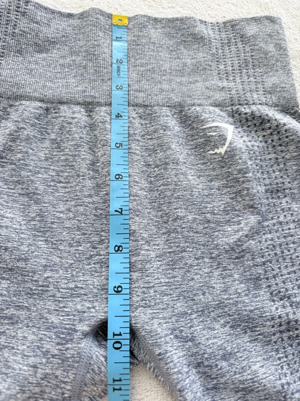 Gymshark Grey Seamless Crop Top and Leggings Set Sz Small EUC - Picture 10 of 15